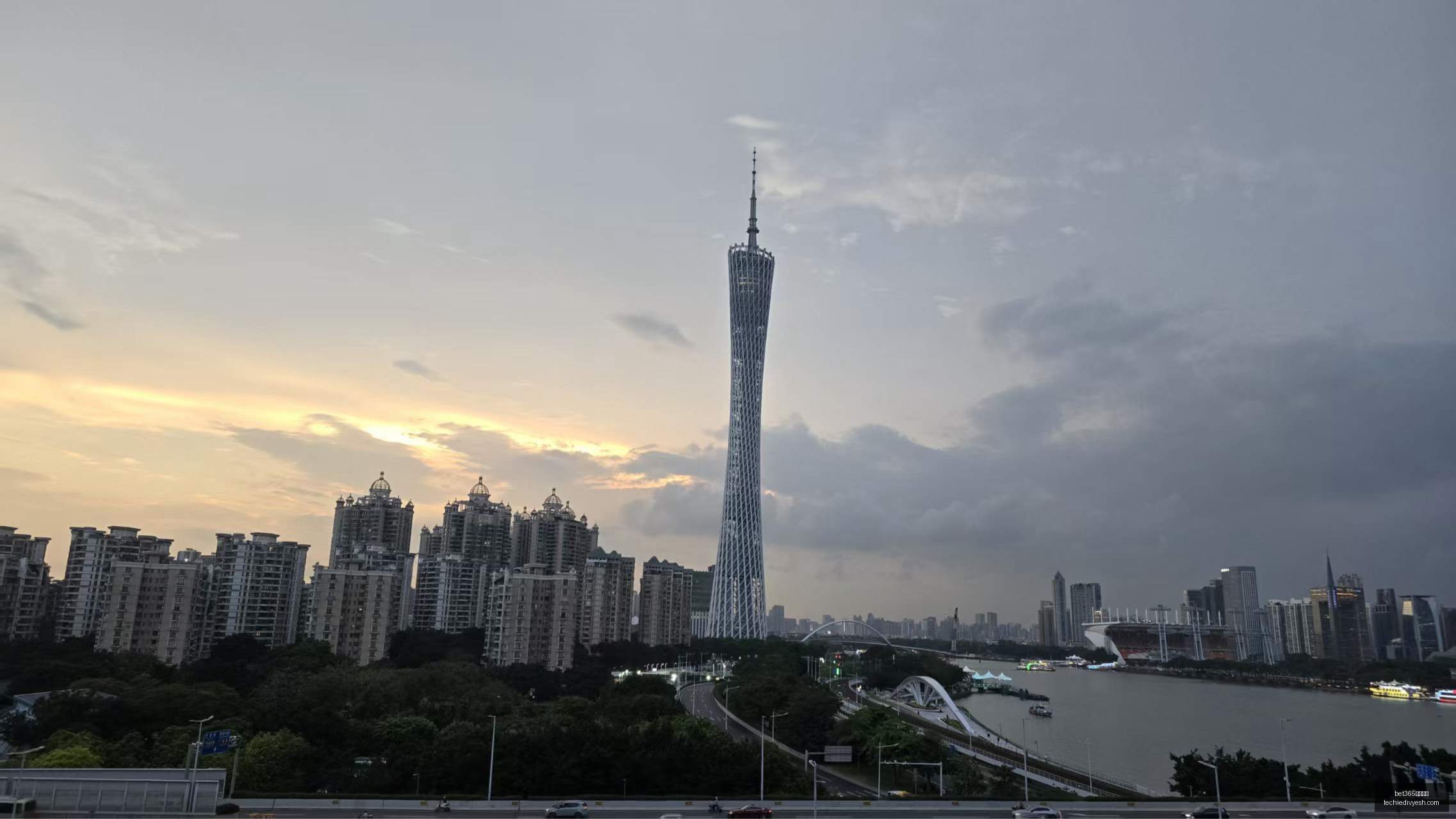 电竞行业增,长势头强劲,财报数据亮,bet365体育投注官网,bet365体育投注App,bet365体育投注下载,bet365体育投注登录,bet365体育投注平台